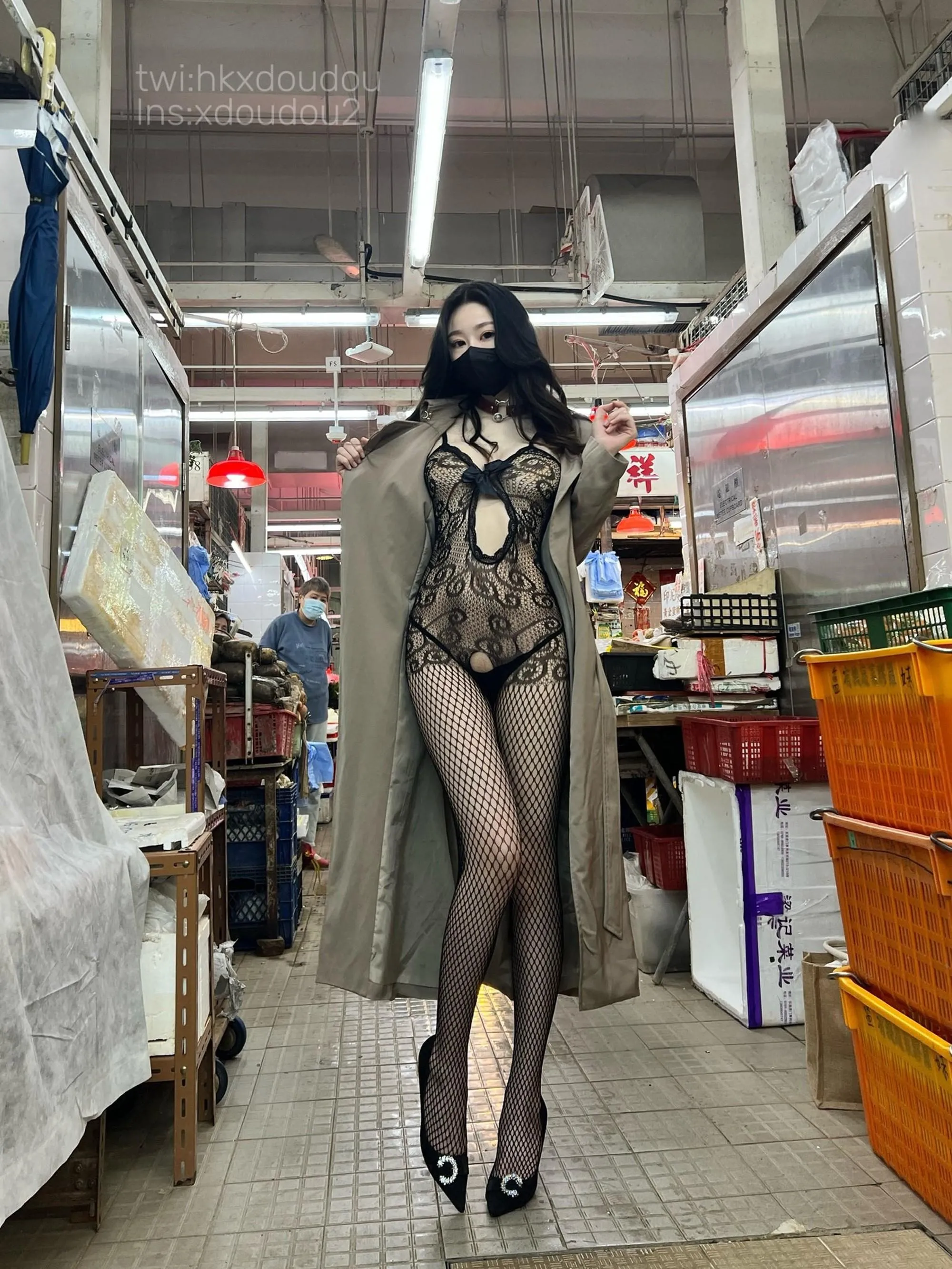 是小逗逗 – NO.007 30粉丝著名美团外卖媛网红模特 全量资源 极品露脸大长腿顶级露出专家 [309P]插图3